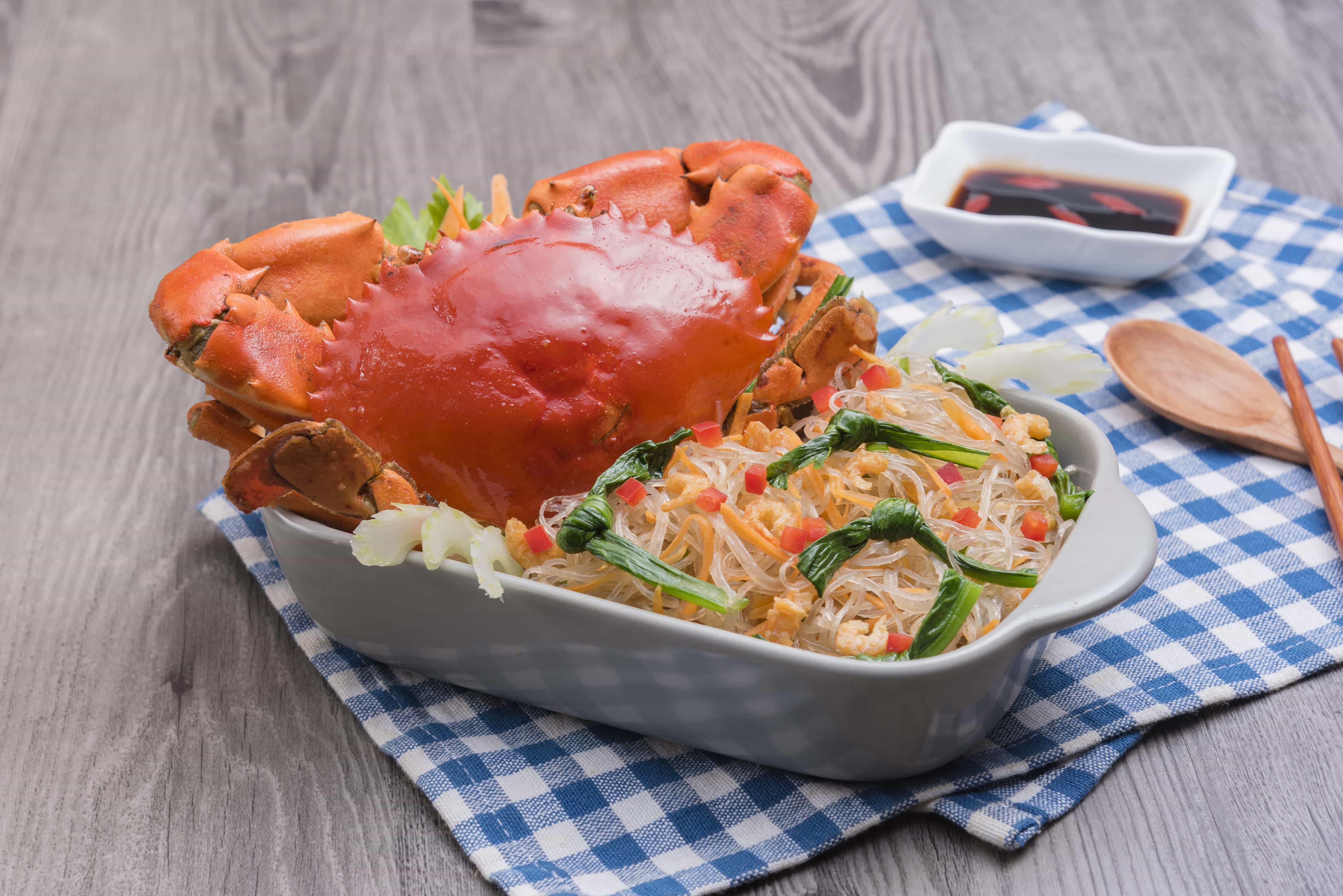 Hong Kong Style Crab With Noodles